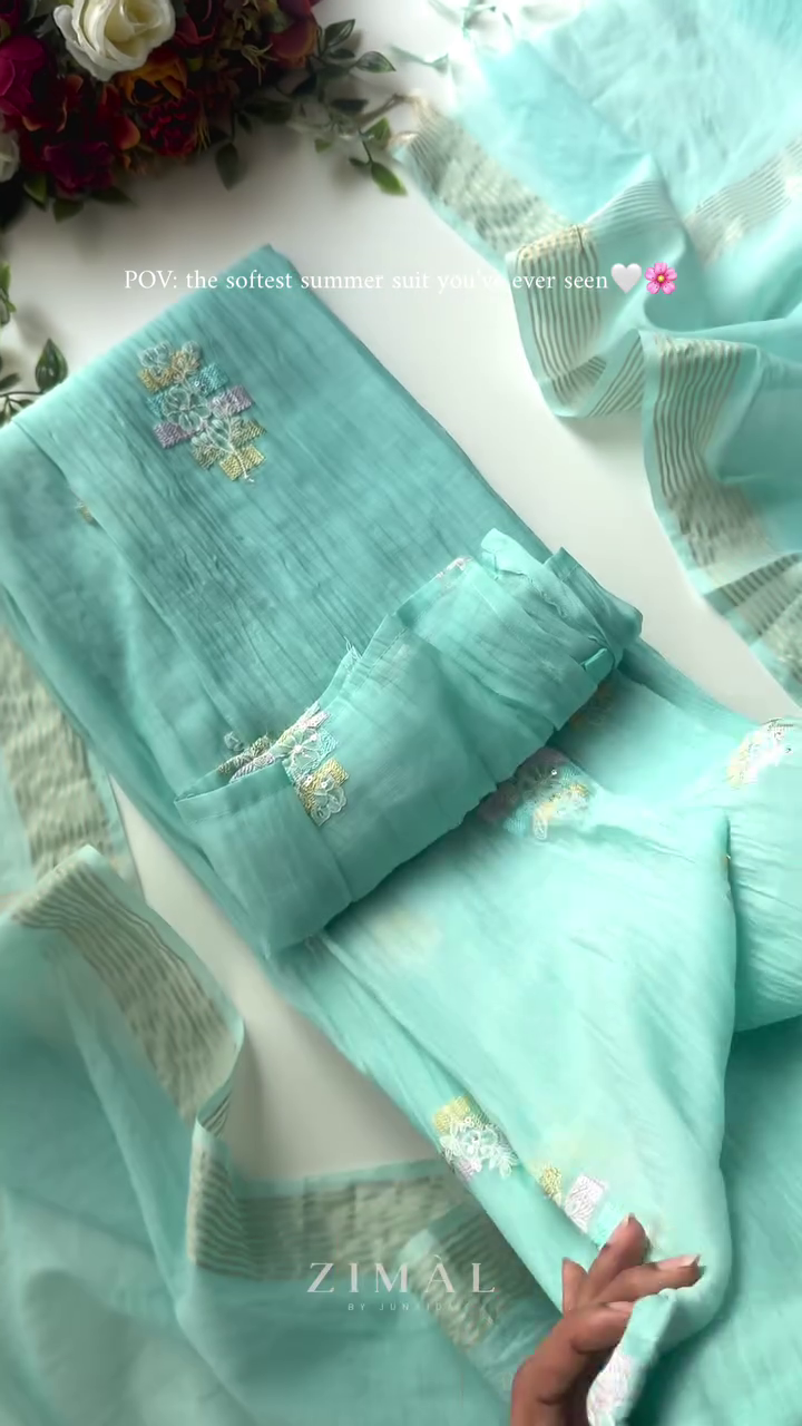 Ethnic Motifs Embroidered Lucknowi Chikankari Anarkali Kurta - Image 10